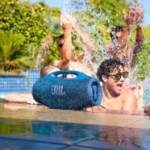 À peine sortie, la JBL Boombox 4 et son autonomie de 34 heures est déjà en promo sur Amazon À peine sortie, la JBL Boombox 4 et son autonomie de 34 heures est déjà en promo sur Amazon