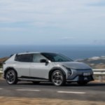 kia-ev4-gt-line-wolf-gray-dynamic-digital-1920×1080-010