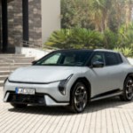 On a essayé la Kia EV4 et elle a de sérieux arguments pour inquiéter la Tesla Model 3 On a essayé la Kia EV4 et elle a de sérieux arguments pour inquiéter la Tesla Model 3