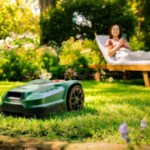 Lidl brade le robot tondeuse Parkside, un modèle pratique et pas cher pour les jardins de 250 m² Lidl brade le robot tondeuse Parkside, un modèle pratique et pas cher pour les jardins de 250 m²