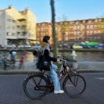 Le port obligatoire du casque pour les adultes à vélo électrique : petit à petit, l’idée est de plus en plus acceptée aux Pays-Bas Le port obligatoire du casque pour les adultes à vélo électrique : petit à petit, l’idée est de plus en plus acceptée aux Pays-Bas