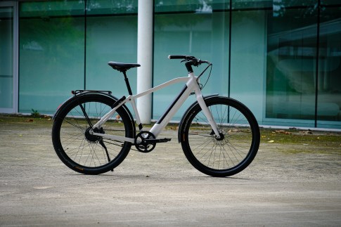 Ellipse E2