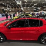 On est monté à bord de la Peugeot e-208 GTI : la Peugeot la plus excitante depuis longtemps est une voiture électrique On est monté à bord de la Peugeot e-208 GTI : la Peugeot la plus excitante depuis longtemps est une voiture électrique