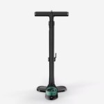 Decathlon dégaine une nouvelle pompe vélo manuelle très abordable et bien pratique Decathlon dégaine une nouvelle pompe vélo manuelle très abordable et bien pratique