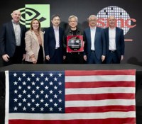 Nvidia s'associe à TSMC pour produire la première plaquette Blackwell aux États-Unis