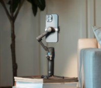 Le DJI Osmo Mobile 8 // Source : DJI