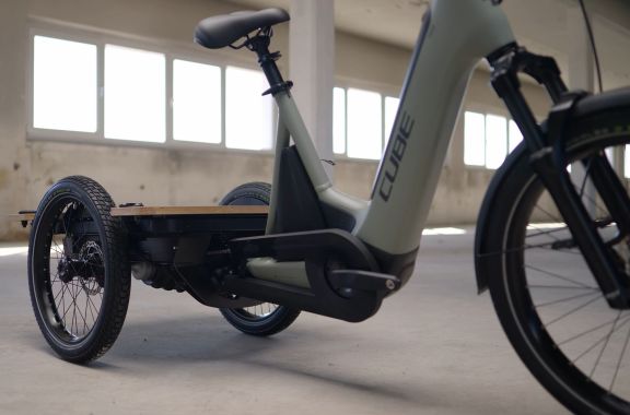 Cube Trike Hybrid Flatbed Tilt Technology