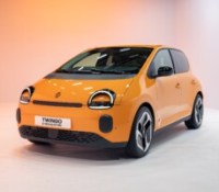 Renault Twingo E-Tech // Source : Robin Wycke - Frandroid