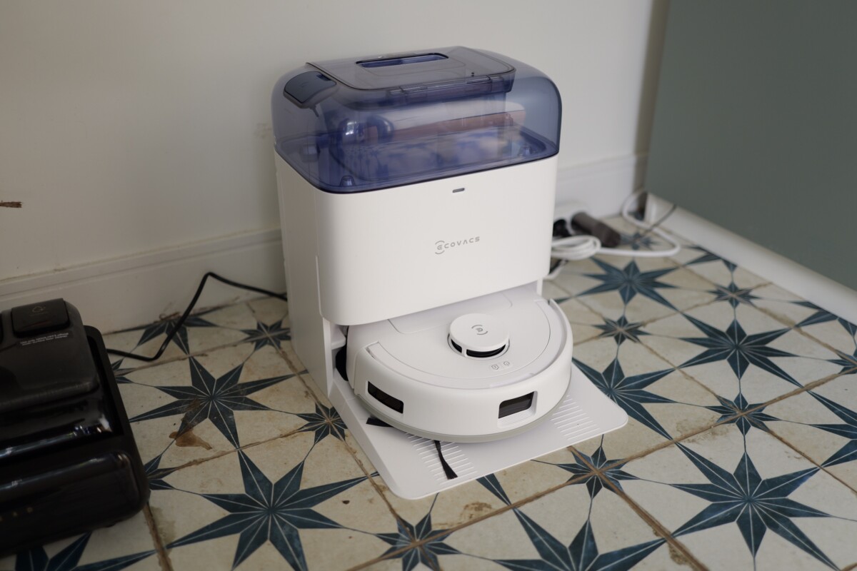 Ecovacs Deebot mini – Frandroid – P1112657 Ecovacs Deebot mini – Frandroid – P1112657
