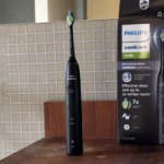 Test de la Philips Sonicare 5500 : l’alternative à l’Oral-B Pro 3 Test de la Philips Sonicare 5500 : l’alternative à l’Oral-B Pro 3