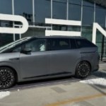 1 600 km d’autonomie : Xpeng abandonne le 100 % électrique avec cette nouvelle voiture, et on l’a vu 1 600 km d’autonomie : Xpeng abandonne le 100 % électrique avec cette nouvelle voiture, et on l’a vu