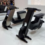On a vu ces scooters électriques inspirés du Tesla Cybertruck et ils arrivent en Europe On a vu ces scooters électriques inspirés du Tesla Cybertruck et ils arrivent en Europe
