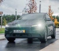 Tesla Model Y Standard // Source : Robin Wycke pour Frandroid
