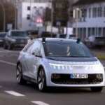 Volkswagen répond au Tesla Cybercab : sa voiture électrique sans volant est déjà sur la route Volkswagen répond au Tesla Cybercab : sa voiture électrique sans volant est déjà sur la route
