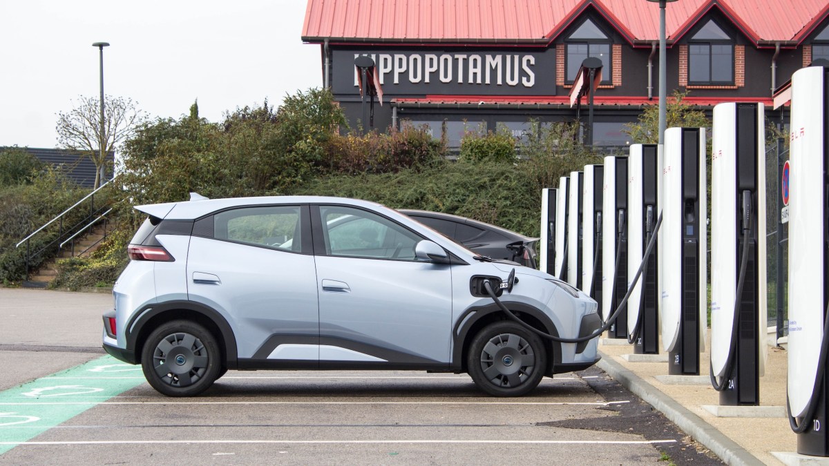 Du pneu à la recharge : l’étonnant virage de Michelin avec 1,2 million de bornes