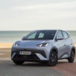 Après avoir battu Tesla sur la voiture électrique, BYD annonce un plan d&rsquo;attaque massif pour 2026