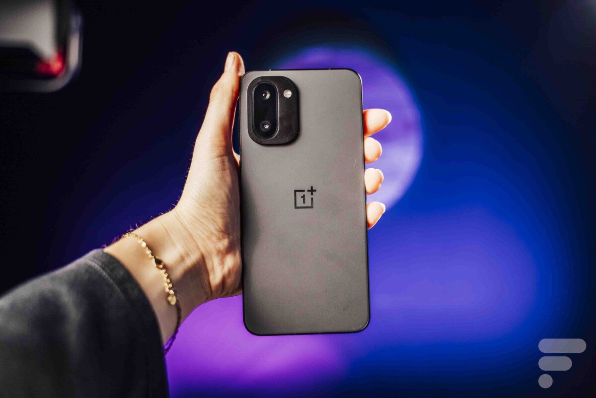 OnePlus 15R (10) OnePlus 15R (10)
