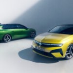 Plus d’autonomie et logo illuminé : l’Opel Astra électrique corrige sa copie pour affronter la Mégane E-Tech et la Peugeot 308 Plus d’autonomie et logo illuminé : l’Opel Astra électrique corrige sa copie pour affronter la Mégane E-Tech et la Peugeot 308