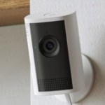 Les caméras Ring d’Amazon transformées en outils de surveillance de masse ? Cette simple publicité met le feu aux poudres Les caméras Ring d’Amazon transformées en outils de surveillance de masse ? Cette simple publicité met le feu aux poudres