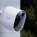 Cette nouvelle caméra de sécurité Arlo boostée à l’IA est déjà en promo dans un pack sur Amazon Cette nouvelle caméra de sécurité Arlo boostée à l’IA est déjà en promo dans un pack sur Amazon