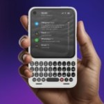 Android 17, maigre batterie et clavier physique : le Clicks Communicator se précise Android 17, maigre batterie et clavier physique : le Clicks Communicator se précise