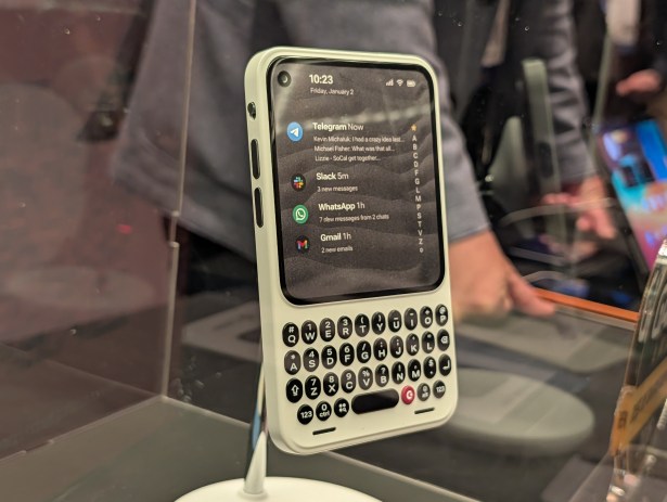 Clicks Communicator // Source : Frandroid