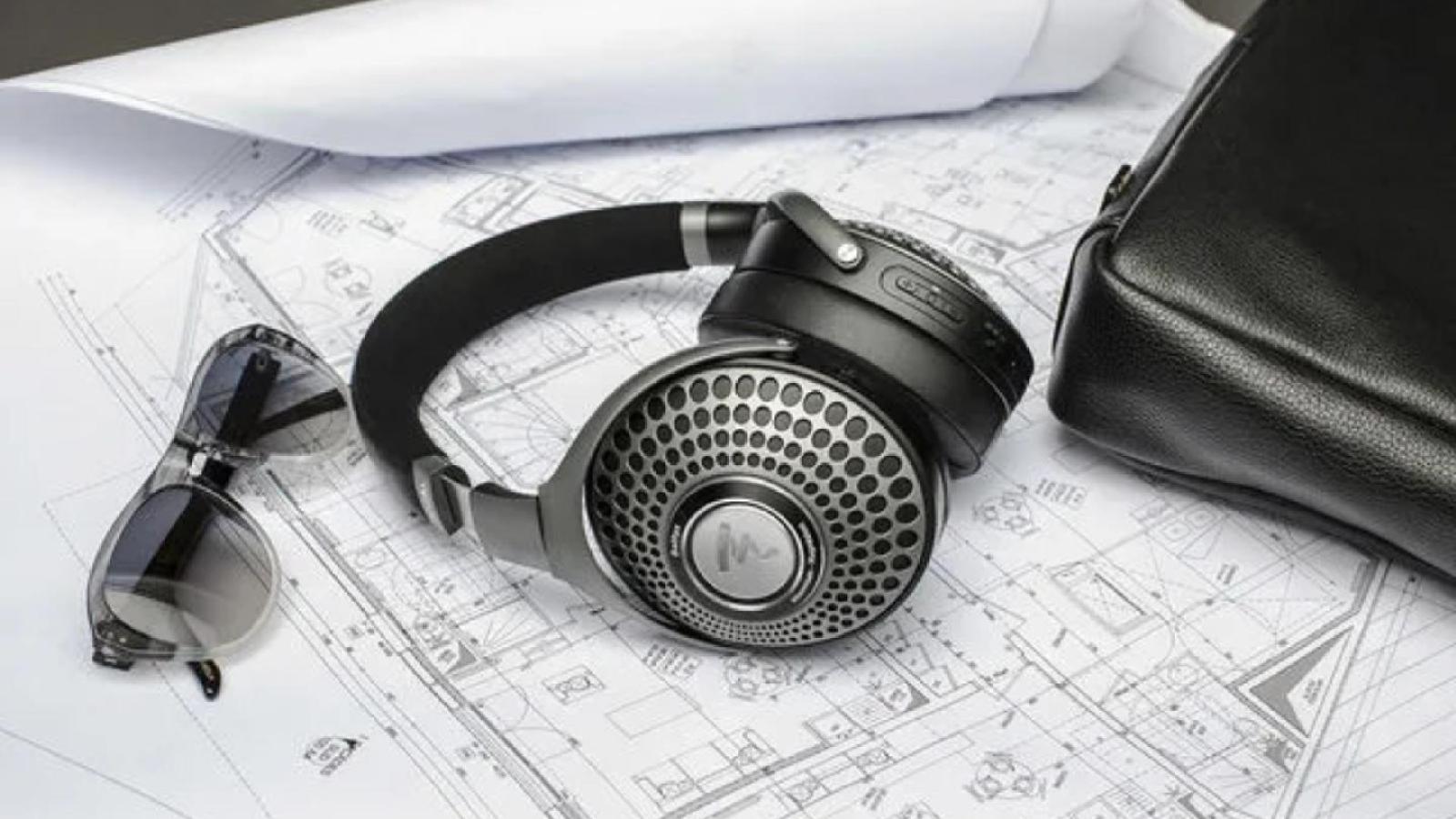Ce casque français avec ses inédits transducteurs à dôme M étouffe près de 200 € de son prix