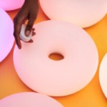 Ikea au CES 2026 : enfin du Matter natif pour ses lampes design, mais à quoi ça sert à quoi au juste ?