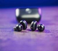Les écouteurs Motorola Buds Loop