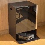Test du Mova Mobius 60 : l&rsquo;aspirateur robot qui peut stocker, nettoyer et échanger des jeux de serpillières automatiquement
