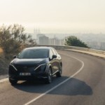 Nissan dévoile une étonnante voiture électrique solaire : pourquoi on a de sérieux doutes Nissan dévoile une étonnante voiture électrique solaire : pourquoi on a de sérieux doutes