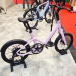 Courroie, capteur de couple et poids plume : à 2 300 €, le vélo électrique compact Reany C1 coche beaucoup de cases Courroie, capteur de couple et poids plume : à 2 300 €, le vélo électrique compact Reany C1 coche beaucoup de cases
