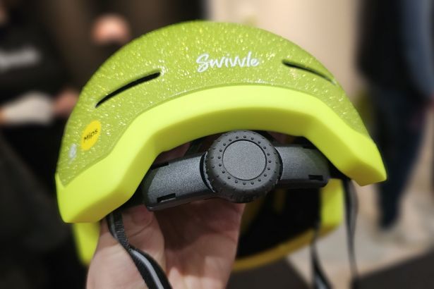 Swivvle Sirius 2 arrière