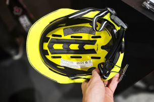 Swivvle Sirius 2 MIPS intérieur