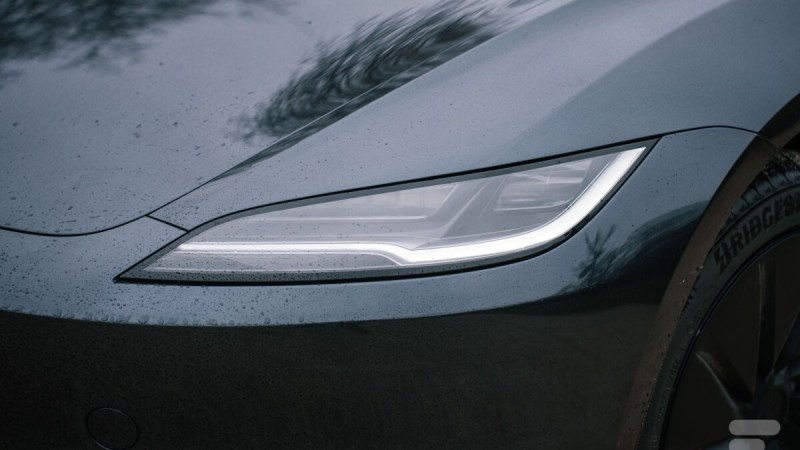 Tesla : la mise à jour que tous les conducteurs attendaient face au problème des phares arrive enfin