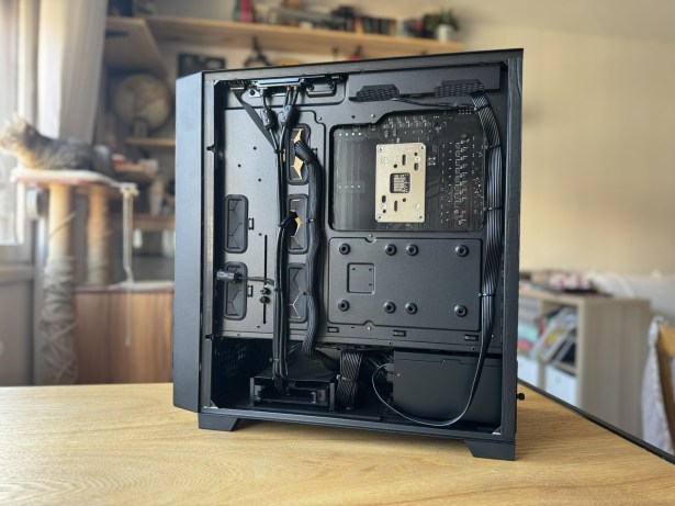 Le PC Hanger // Source : Humanoid XP