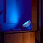 Philips Hue Iris : la plus sophistiquée des lampes à poser est à prix cassé chez Boulanger Philips Hue Iris : la plus sophistiquée des lampes à poser est à prix cassé chez Boulanger