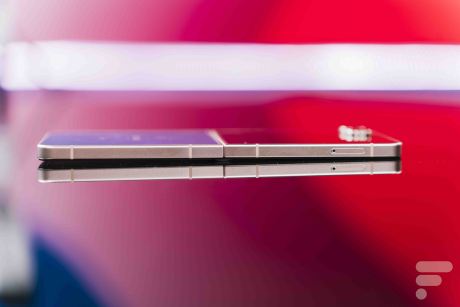 Samsung Galaxy Z Flip 7 Olympic Edition (hiver) // Source : Chloé Pertuis - Frandroid