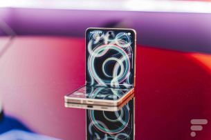 Samsung Galaxy Z Flip 7 Olympic Edition (hiver) // Source : Chloé Pertuis - Frandroid