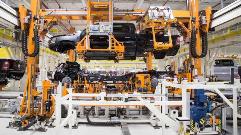 e-3008, e-5008, ë-C5 Aircross : les délais vont encore s’allonger à cause des batteries