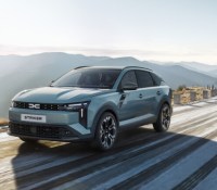 Dacia Striker hybride // Source : Dacia