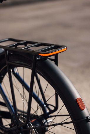 Vélo électrique Giant NewTour E+ 2027 porte-bagages