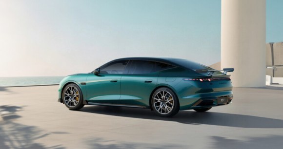 Crédit : Lynk & CO