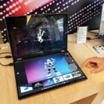 Yoga Book Pro 3D : j’ai vu la 3D sans lunettes sur un double écran, et c’est bluffant Yoga Book Pro 3D : j’ai vu la 3D sans lunettes sur un double écran, et c’est bluffant