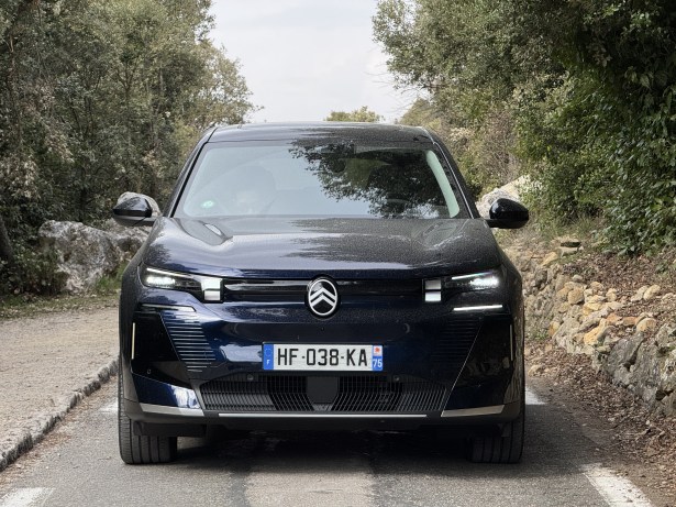 Essai long trajet en Citroën ë-C5 Aircross // Source : Paul-Émile CASSORET pour Frandroid
