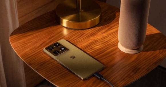 Motorola Signature