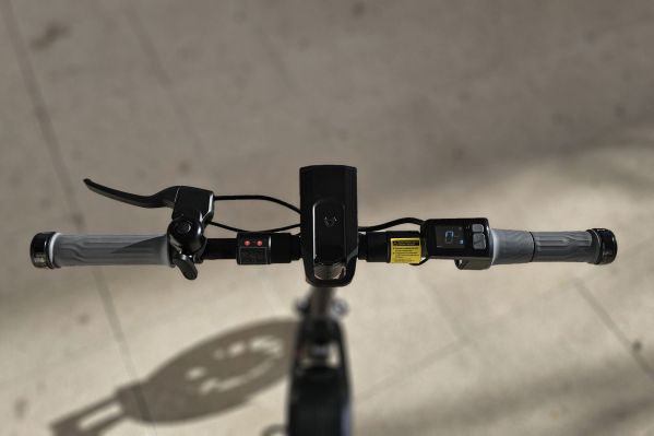Trottinette électrique Niu KQi 100F guidon