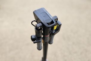 Trottinette électrique Niu KQi 100F pliage poignées 4