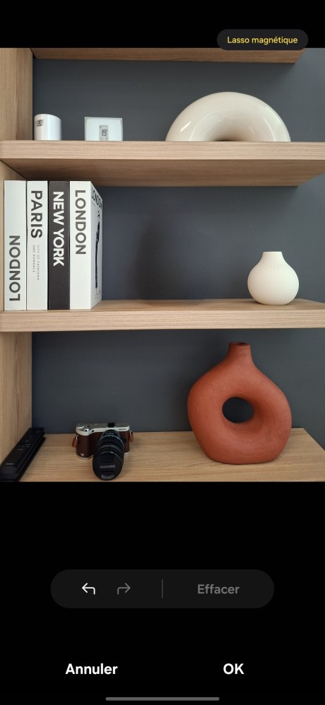 Option pour effacer un objet d'une photo sur le Samsung Galaxy A57 (One UI 8.5) // Source : Capture d'écran Frandroid