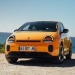 J’ai essayé la Renault Twingo E-Tech : la voiture électrique la moins chère de France est peut-être la plus cool J’ai essayé la Renault Twingo E-Tech : la voiture électrique la moins chère de France est peut-être la plus cool